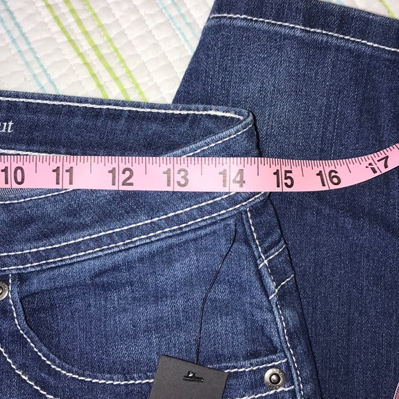 Apt Mid Rise Bootcut Jeans 1099 - Picture 4 of 6